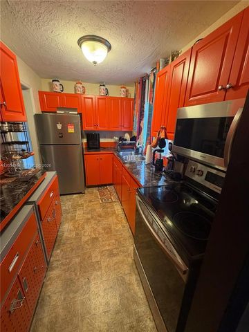 16980 SW 104th Ave, Miami, FL 33157