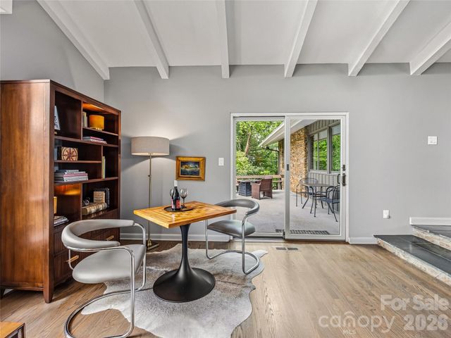4 Kent Place, Asheville, NC 28804