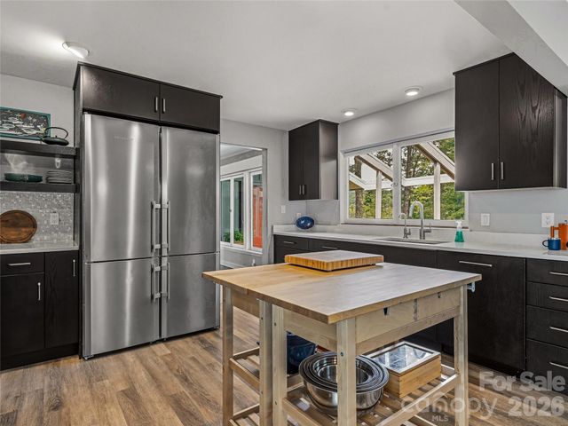4 Kent Place, Asheville, NC 28804