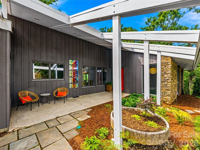 4 Kent Place, Asheville, NC 28804