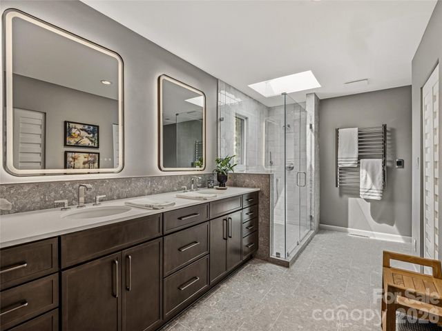 4 Kent Place, Asheville, NC 28804