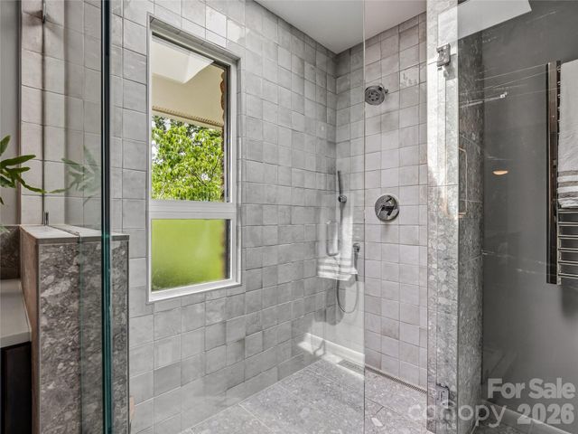 4 Kent Place, Asheville, NC 28804