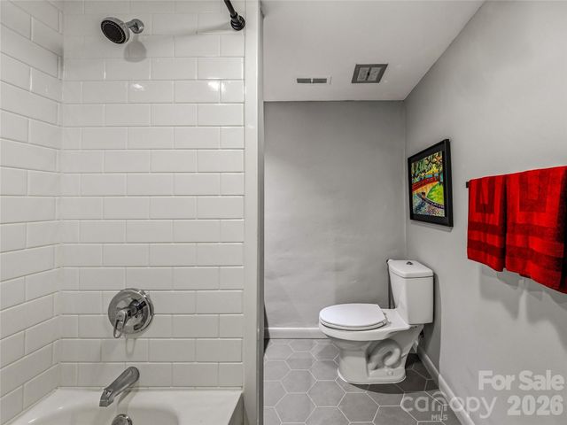 4 Kent Place, Asheville, NC 28804