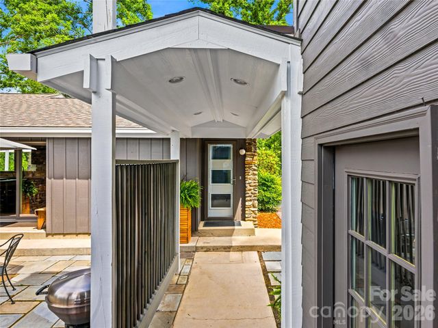 4 Kent Place, Asheville, NC 28804
