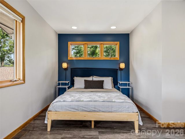 4 Kent Place, Asheville, NC 28804