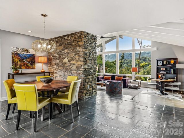 4 Kent Place, Asheville, NC 28804