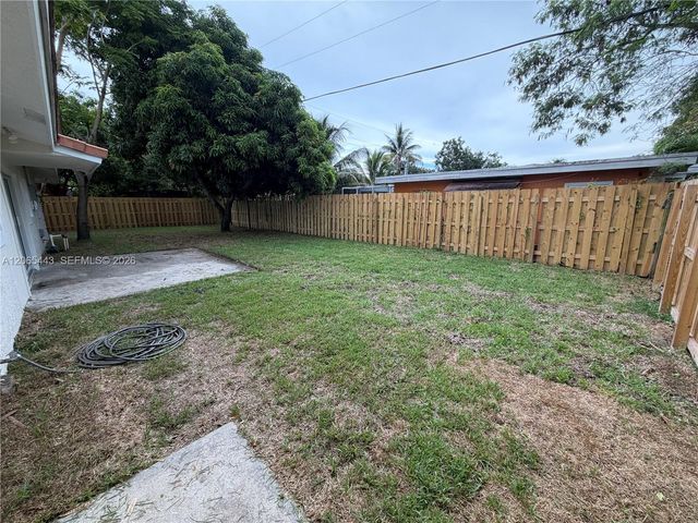 110 NE 17th Court, Pompano Beach, FL 33060