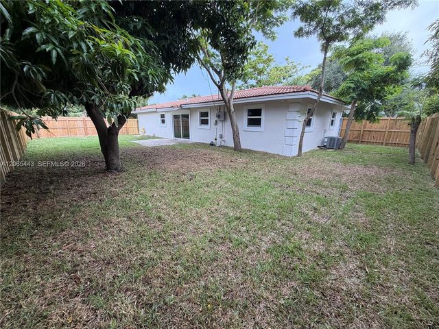 110 NE 17th Court, Pompano Beach, FL 33060