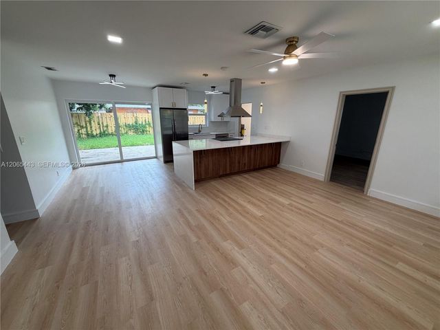 110 NE 17th Court, Pompano Beach, FL 33060