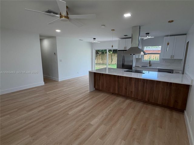 110 NE 17th Court, Pompano Beach, FL 33060