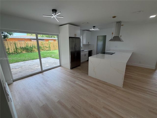 110 NE 17th Court, Pompano Beach, FL 33060