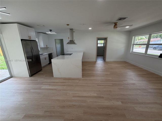 110 NE 17th Court, Pompano Beach, FL 33060