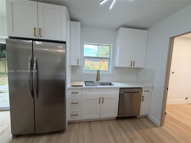 110 NE 17th Court, Pompano Beach, FL 33060