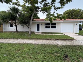 110 NE 17th Court, Pompano Beach, FL 33060