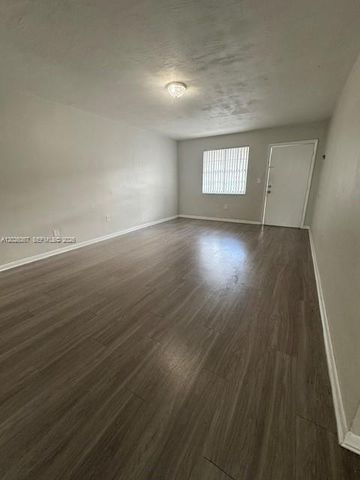 199 W 29th St 12, Hialeah, FL 33012
