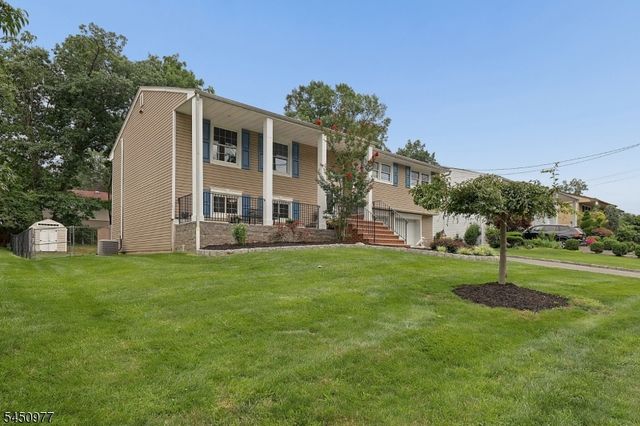 27 Colonial Woods Drive, West Orange Twp., NJ 07052