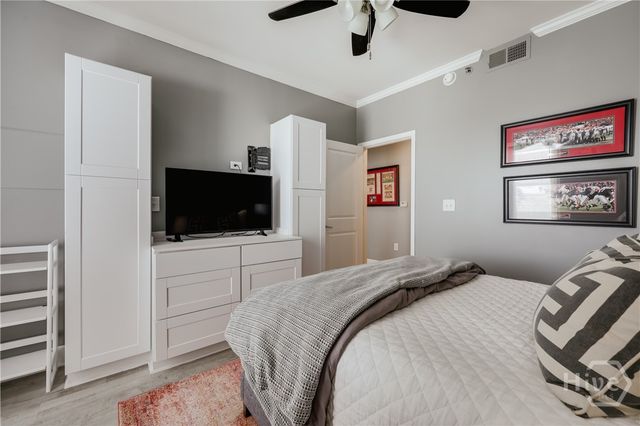 250 W Broad Street 801, Athens, GA 30601