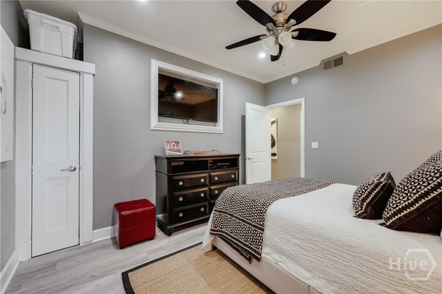 250 W Broad Street 801, Athens, GA 30601