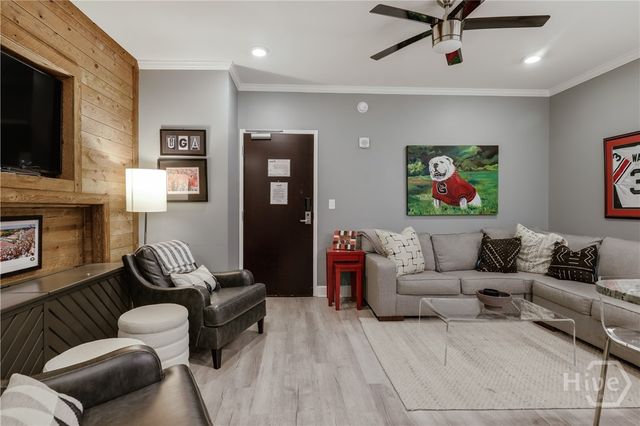 250 W Broad Street 801, Athens, GA 30601