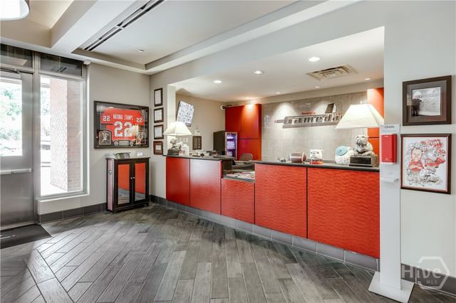 250 W Broad Street 801, Athens, GA 30601