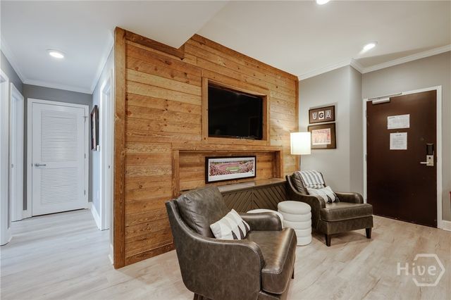 250 W Broad Street 801, Athens, GA 30601