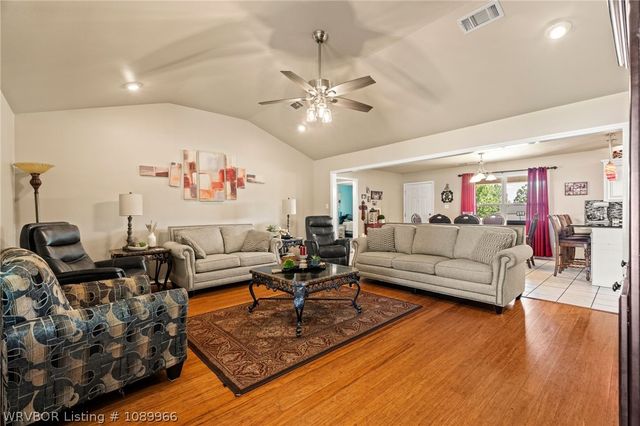 4305 Timber Lake, Charleston, AR 72933