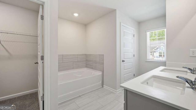 510 Silver Moon Drive, Loganville, GA 30052
