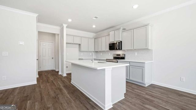 510 Silver Moon Drive, Loganville, GA 30052
