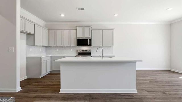 510 Silver Moon Drive, Loganville, GA 30052