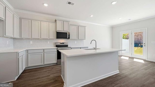510 Silver Moon Drive, Loganville, GA 30052