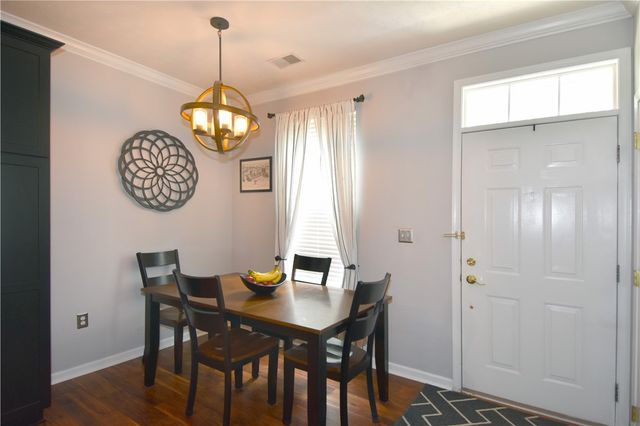 108 Sonie Dr, Ohio Twp, PA 15143