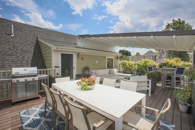 43 Salcombe St 4, Boston, MA 02125