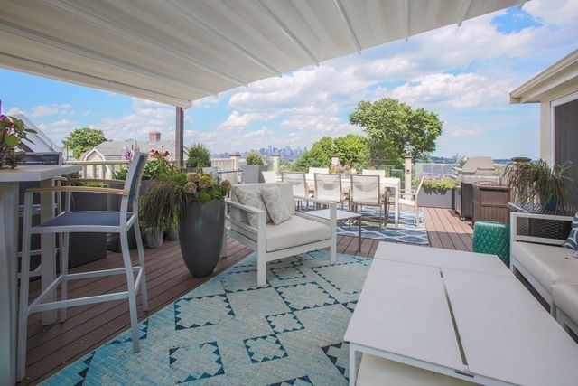 43 Salcombe St 4, Boston, MA 02125