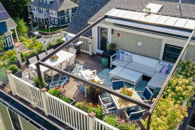 43 Salcombe St 4, Boston, MA 02125