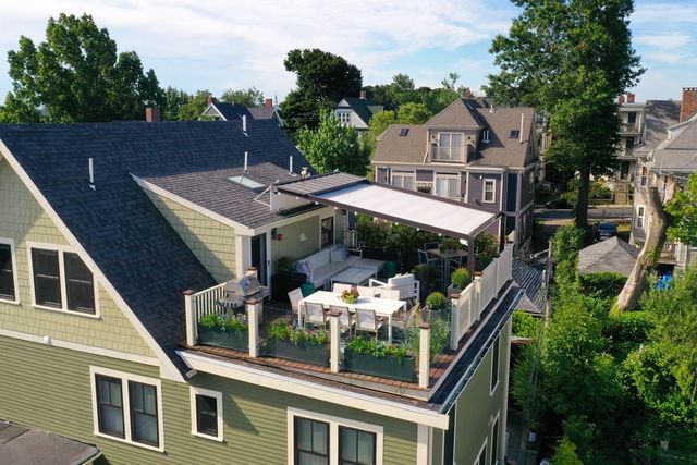 43 Salcombe St 4, Boston, MA 02125