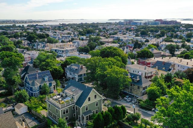 43 Salcombe St 4, Boston, MA 02125