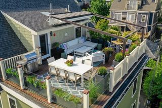 43 Salcombe St 4, Boston, MA 02125