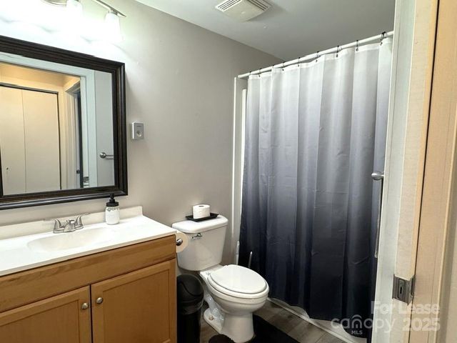 715 N Church Street 414, Charlotte, NC 28202