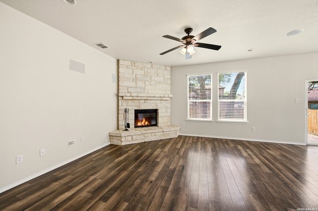 165 Rolling Creek, Boerne, TX 78006