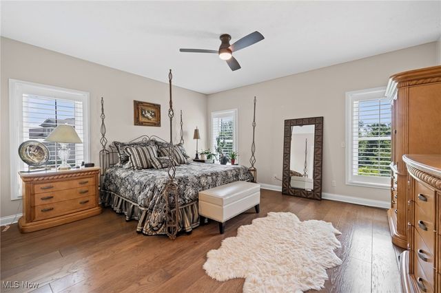 306 Dunbar Circle, Broadview Heights, OH 44147