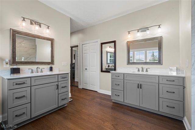 306 Dunbar Circle, Broadview Heights, OH 44147