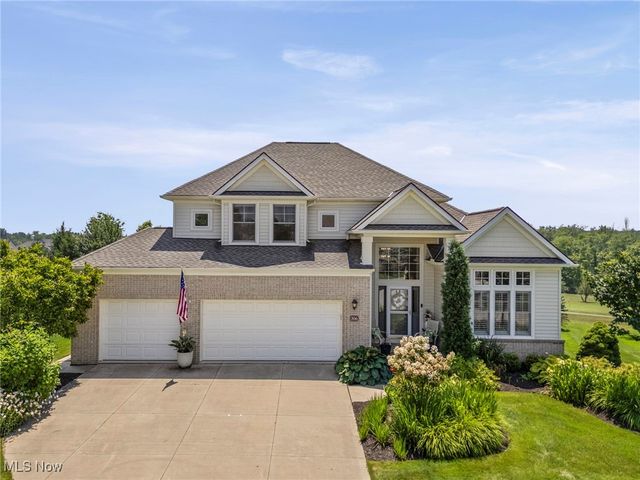 306 Dunbar Circle, Broadview Heights, OH 44147