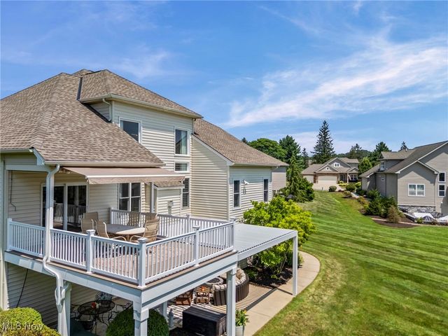 306 Dunbar Circle, Broadview Heights, OH 44147