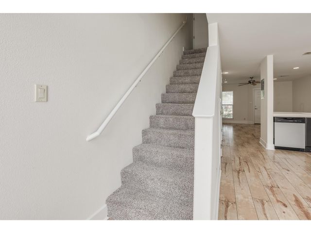 1101 Grove BLVD 102, Austin, TX 78741