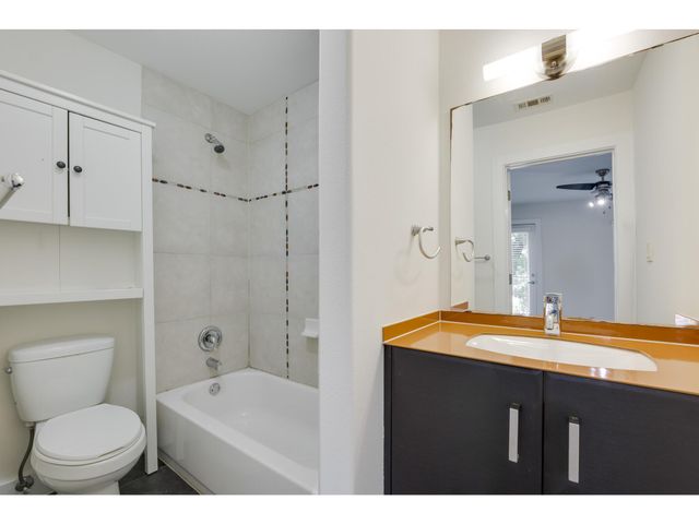 1101 Grove BLVD 102, Austin, TX 78741