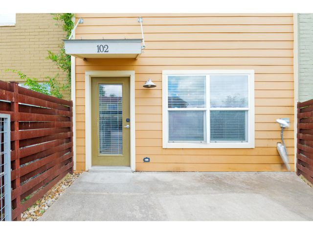 1101 Grove BLVD 102, Austin, TX 78741