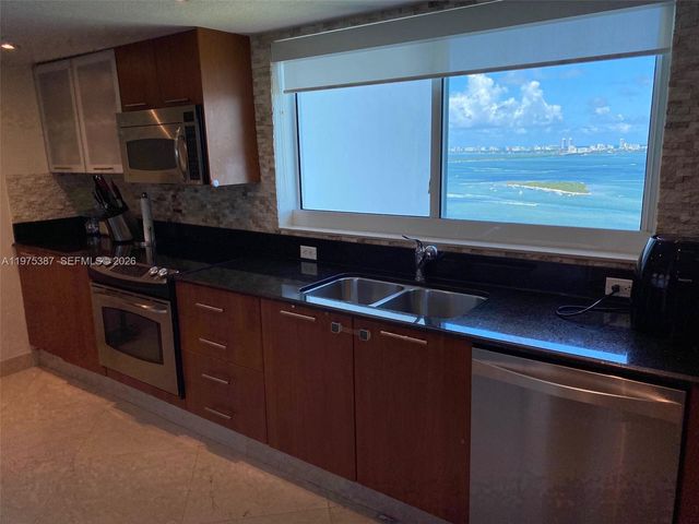 1800 N Bayshore Dr 2901, Miami, FL 33132