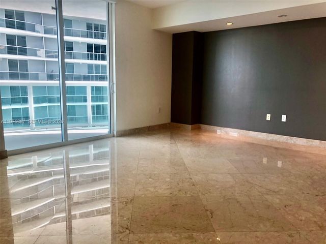 1800 N Bayshore Dr 2901, Miami, FL 33132