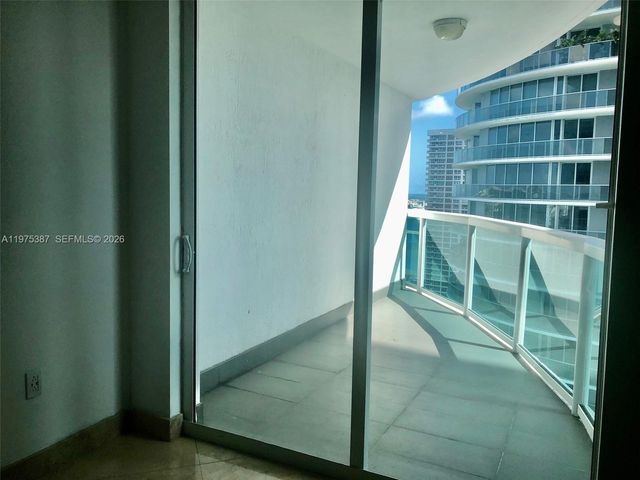 1800 N Bayshore Dr 2901, Miami, FL 33132