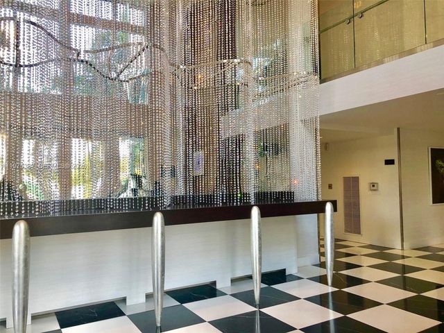 1800 N Bayshore Dr 2901, Miami, FL 33132